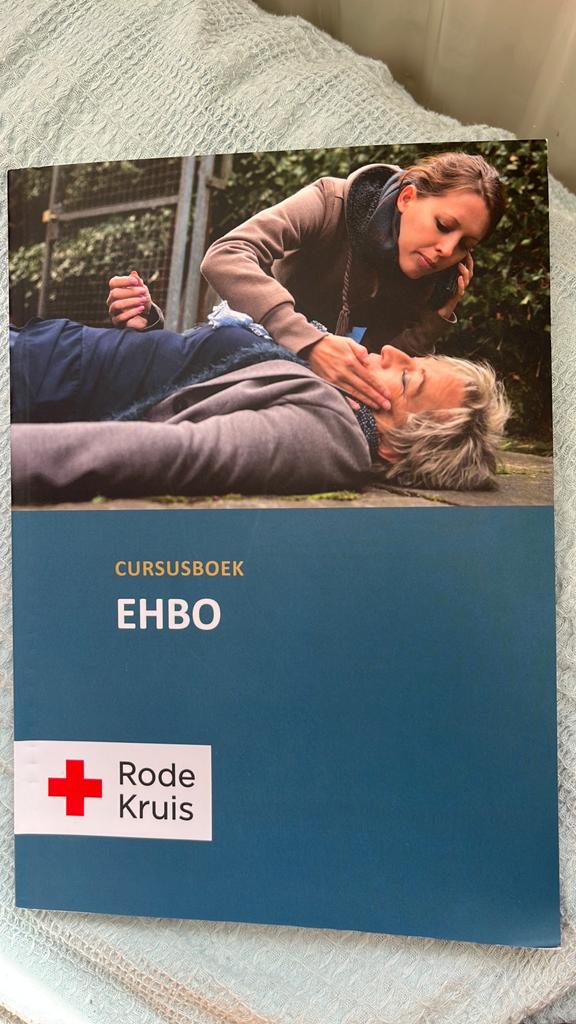 EHBO Cursusboek Rode Kruis, Ophalen of Verzenden, Nieuw