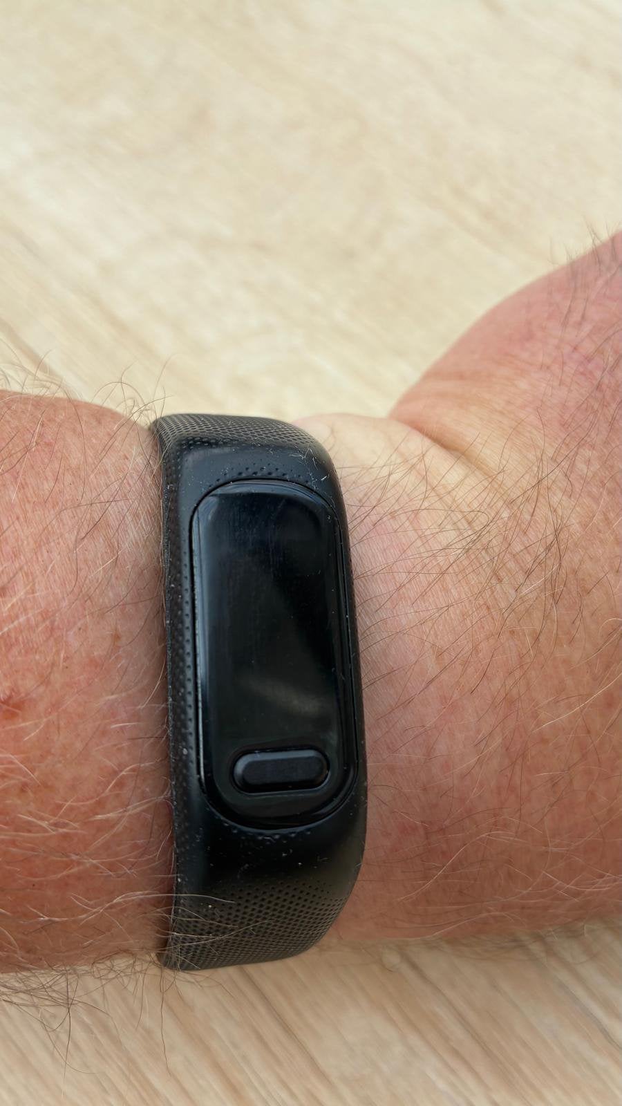 Nog als nieuw: Garmin Vivosmart 5 activity tracker, Ophalen of Verzenden, Zo goed als nieuw