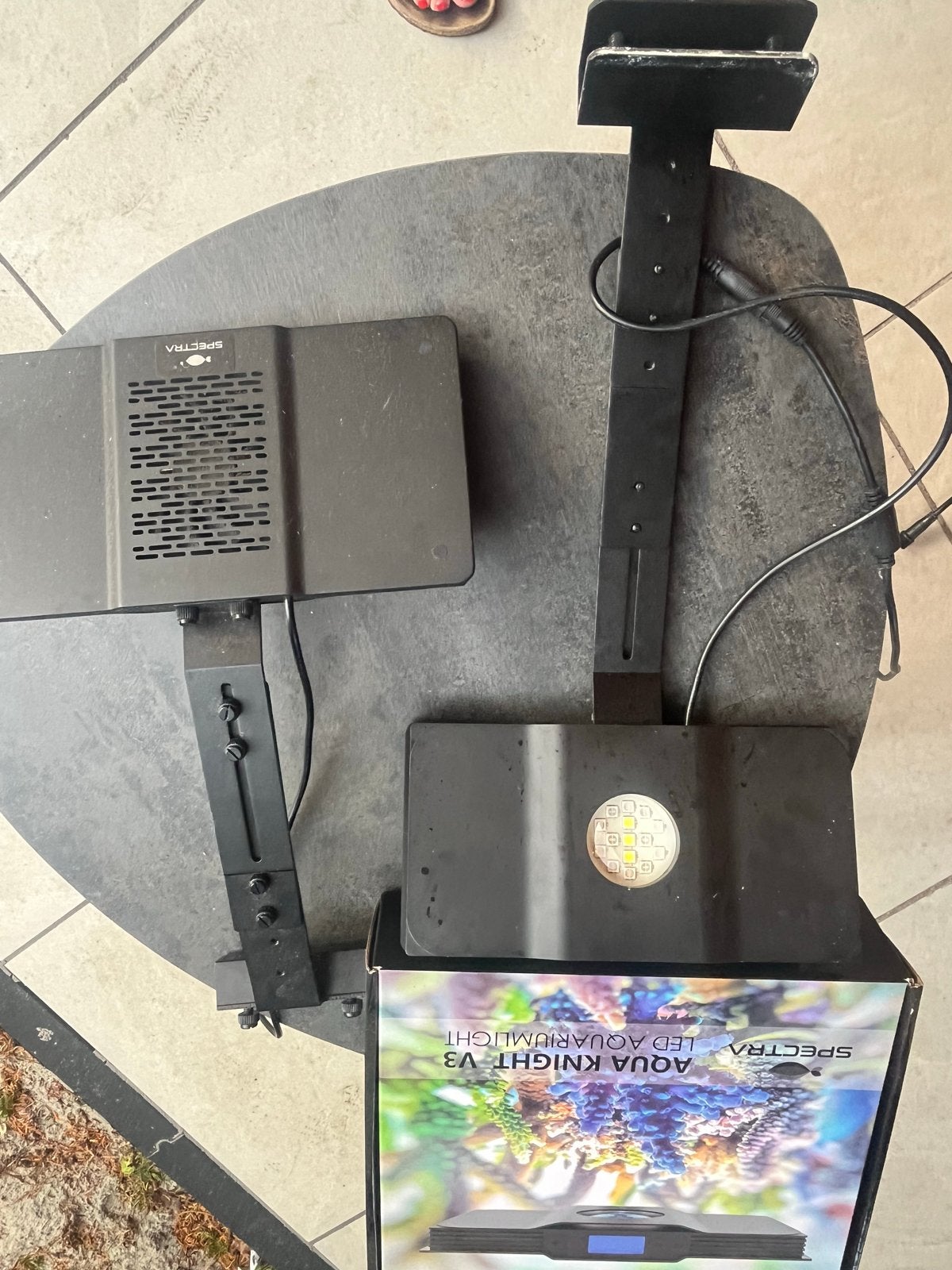 2x Spectra Aqua Knight V3 LED Aquariumlamp inclusief beugels, Dieren en Toebehoren, Ophalen, Gebruikt, Verlichting of Verwarming
