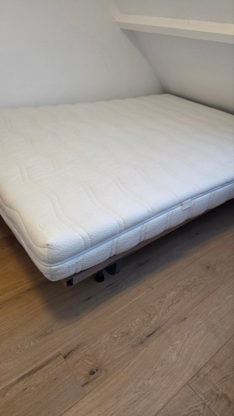Velda Wellness HR Matras met Auping bedbodem 140x200 cm, Gebruikt, Tweepersoons, Matras, 200 cm