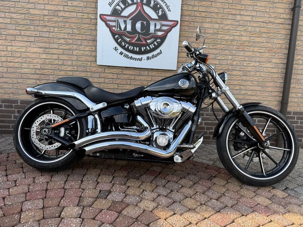 HARLEY-DAVIDSON BREAKOUT FXSB (bj 2015), Motoren, Motoren | Harley-Davidson, 2 cilinders, 1690 cc, HARLEY-DAVIDSON, Chopper