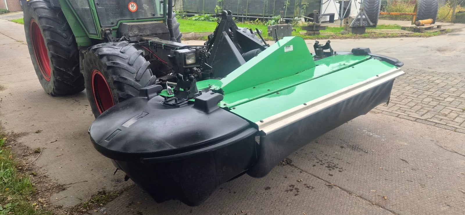 Deutz KM 4:29FS frontmaaier, Ophalen, Weidebouw
