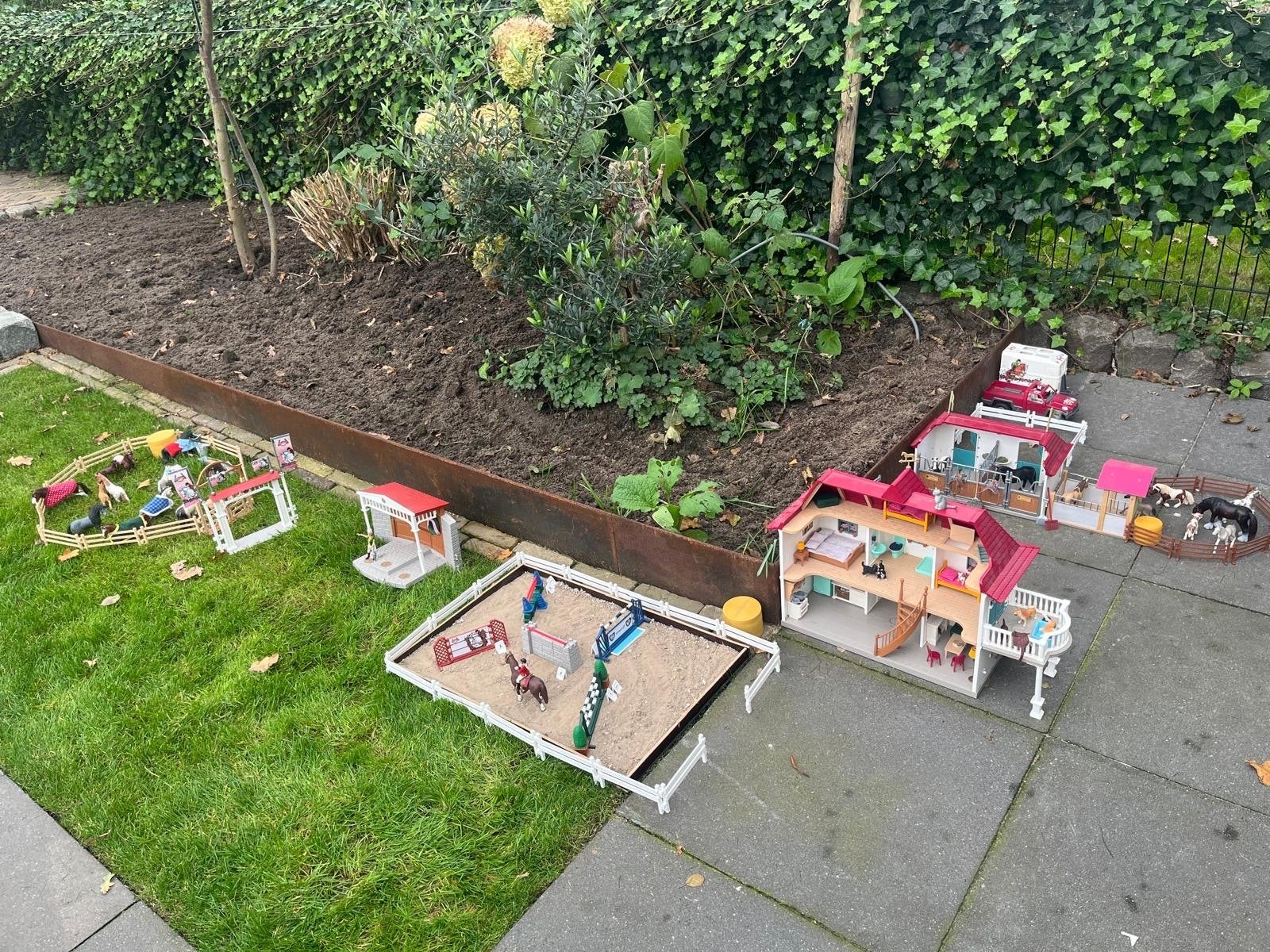 Grote Schleich verzameling: paarden, huis en accessoires, Ophalen of Verzenden, Gebruikt, Jongen of Meisje