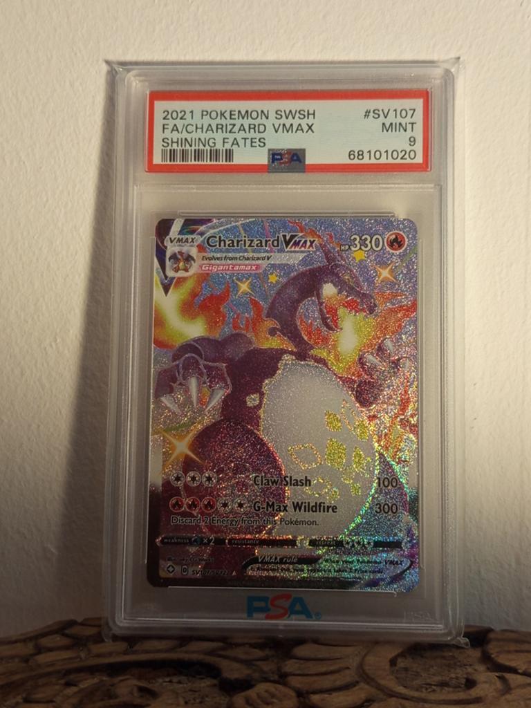 Charizard vmax sv107 psa 9 shiny uit de shining fates set, Ophalen of Verzenden, Nieuw, Losse kaart, Foil