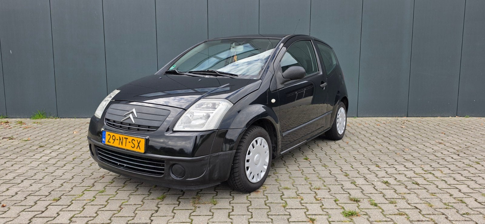 Citroën C2 1.1 I 2004 Zwart apk tm 12-3-2027! Zuinige auto!, Auto's, Voorwielaandrijving, 450 kg, 525 kg, 31 €/maand