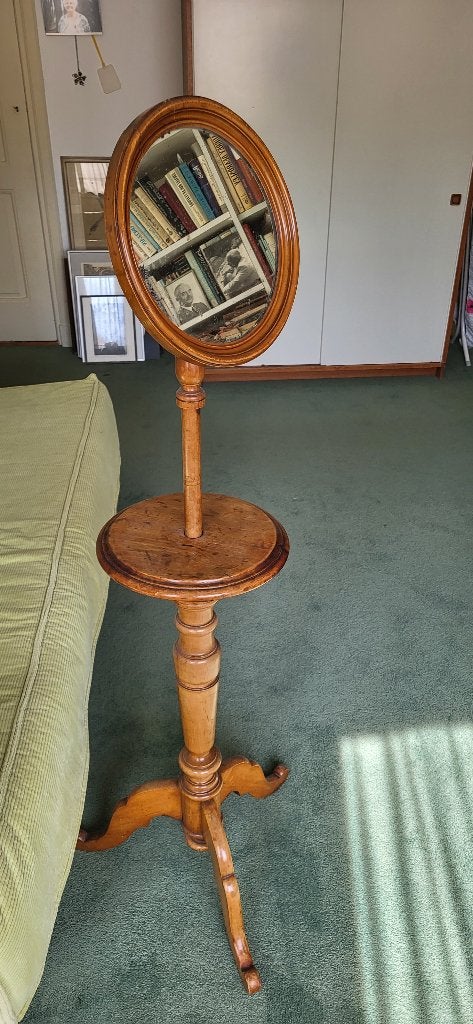 Vintage Shaving Mirror Victorian Mahogany uit 1860, Huis en Inrichting, Woonaccessoires | Spiegels, Ophalen, Rond, Minder dan 50 cm