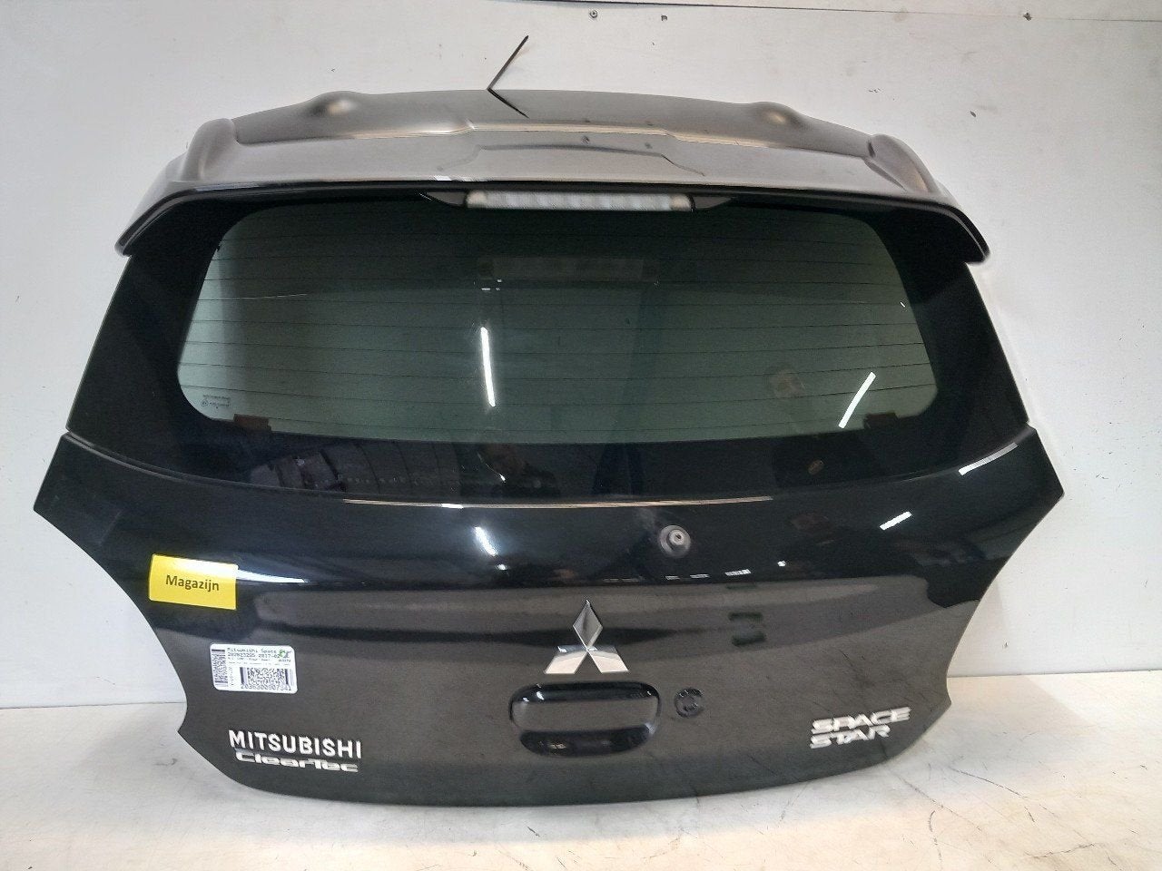 Achterklep Mitsubishi Space Star, Onderdelen@venauto.nl, Van der Ven Autorecycling B.V., Gebruikt, Ettenseweg 76, 4706 PB Roosendaal, The Netherlands