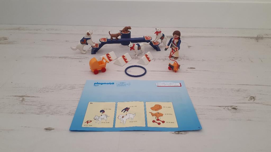Playmobil Hondenact circus (4237), compleet, Ophalen of Verzenden, Zo goed als nieuw