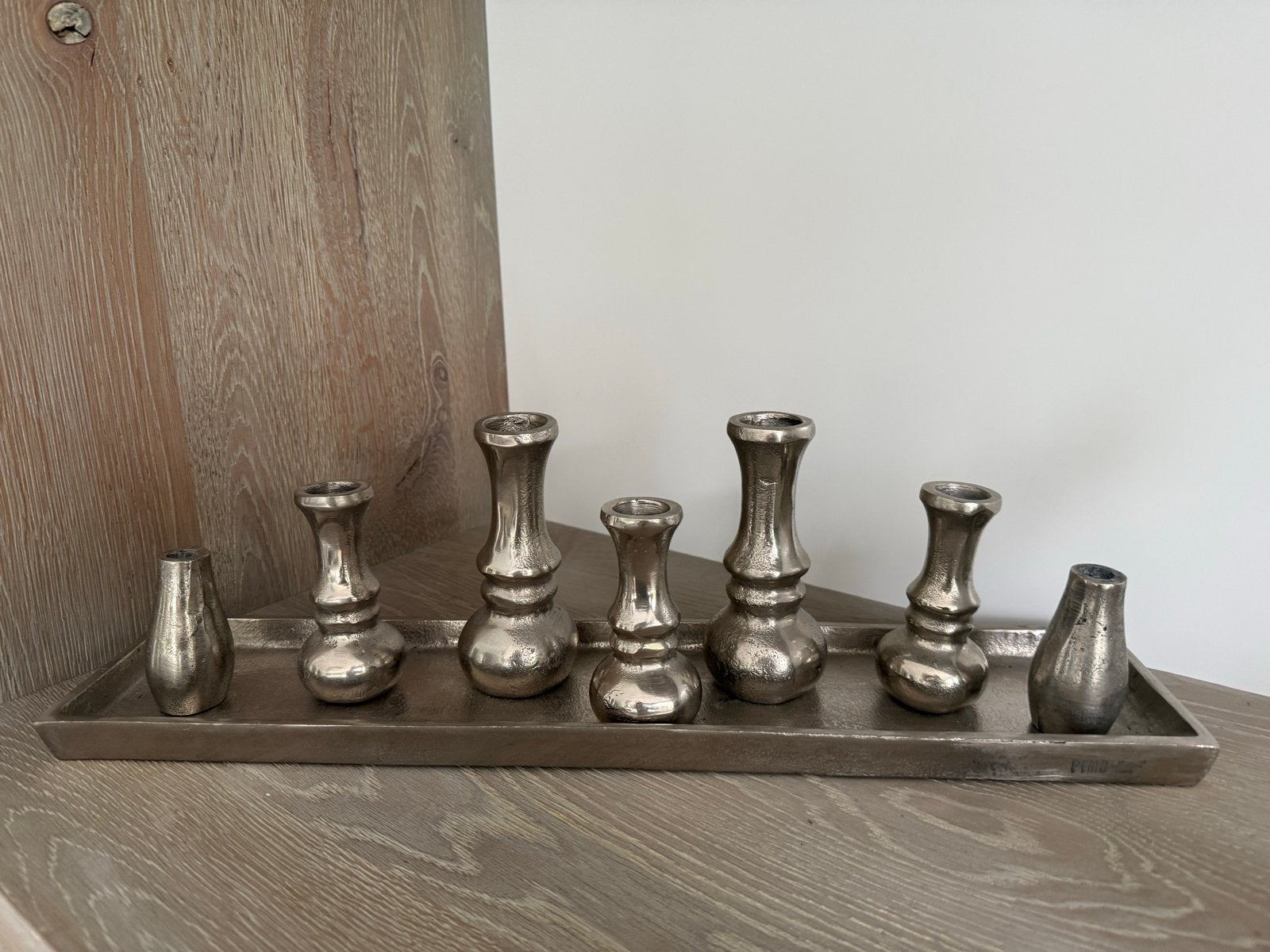 PTMD plateau met 7 zilveren vaasjes. 49x10,5 cm, Inclusief decoratie, Ophalen of Verzenden, Zo goed als nieuw, Metaal