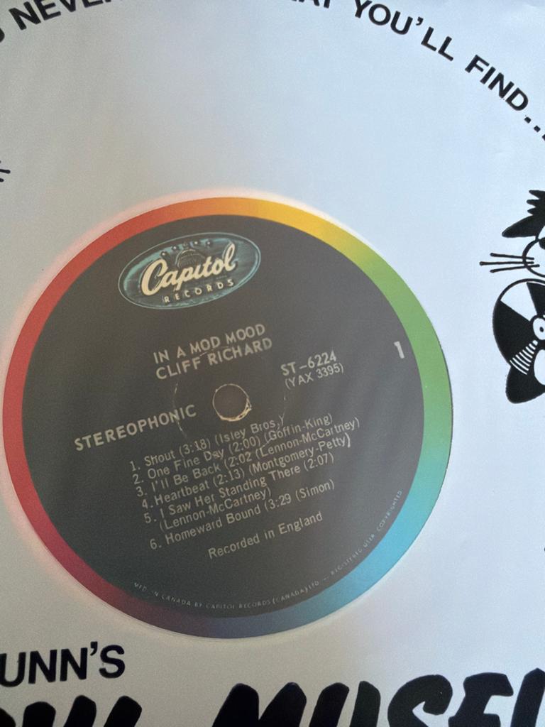 Cliff Richard - In A Mod Mood (Made in Canada), Gebruikt, Originele persing, Ophalen of Verzenden, 12 inch