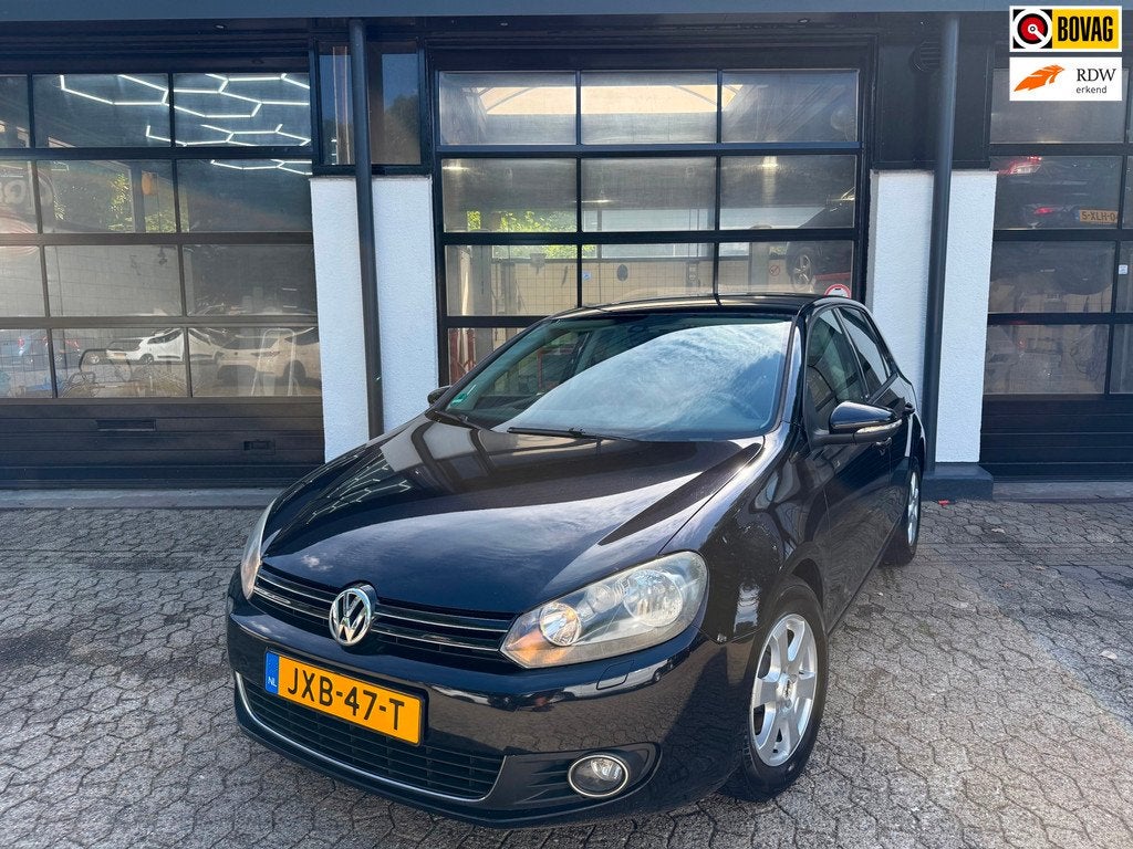 Volkswagen GOLF 1.2 TSI Trendline BlueMotion, Voorwielaandrijving, Euro 5, Stof, Gebruikt