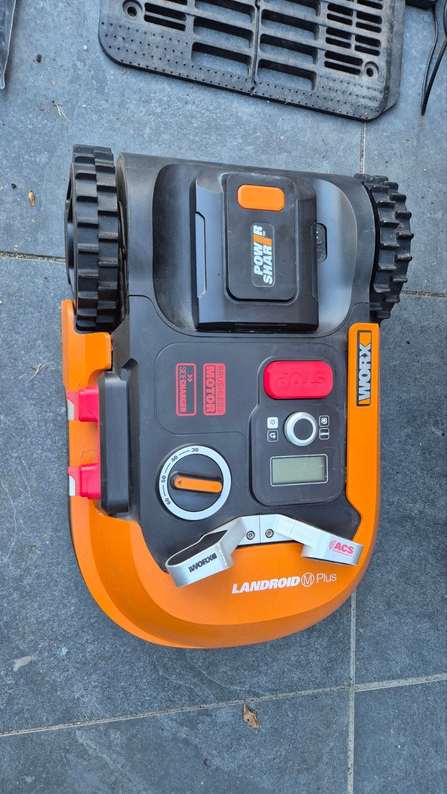 Worx Landroid M Plus robotmaaier met ACS, Tuin en Terras, Gebruikt, Worx, Ophalen of Verzenden, Meer dan 25 cm