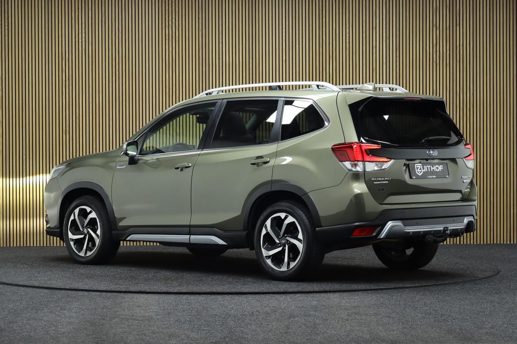 Subaru Forester 2.0i e-BOXER Premium AWD Harman Kardon Audio, Auto's, 12 maanden, Zwart, 4 cilinders, Bedrijf