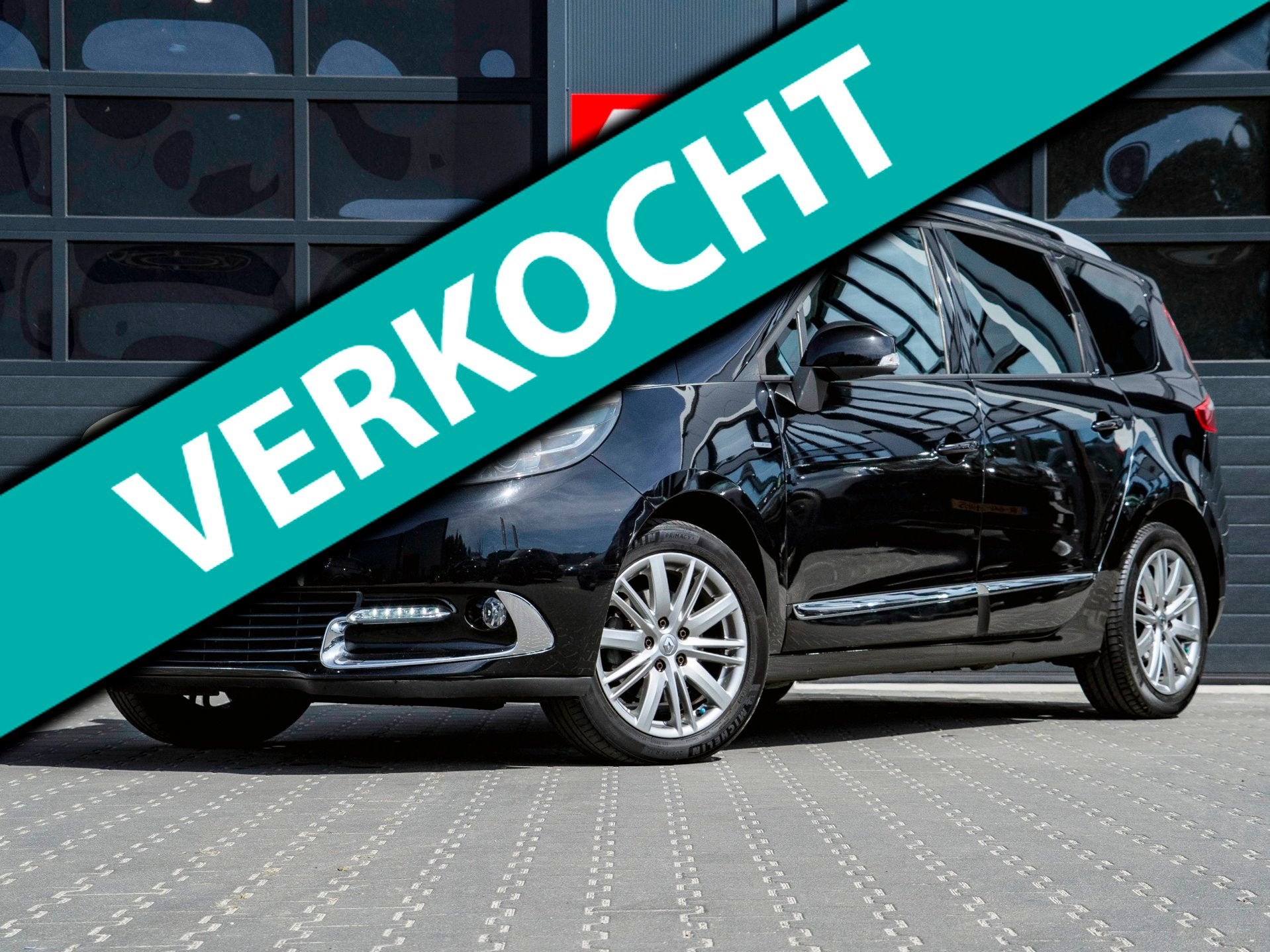 Renault Grand Scénic 1.2 TCe Bose 7P | TREKHAAK | NAVI | KE, Auto's, Voorwielaandrijving, Euro 5, Gebruikt, 4 cilinders