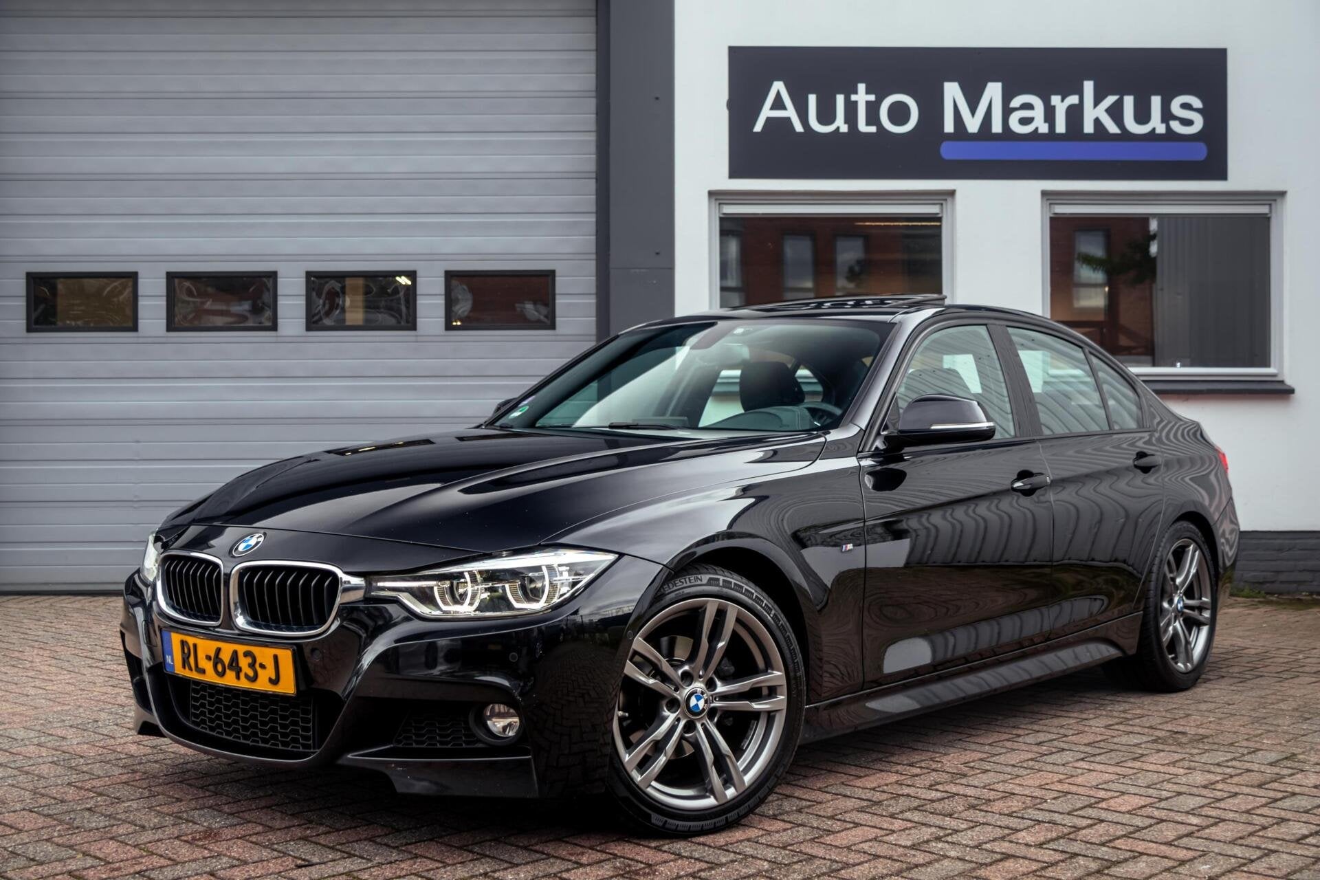 BMW 3-serie 320i M-Sport|Pano|Flippers|Camera|Leder|B48|Shad, Auto's, Automaat, 1998 cc, Achterwielaandrijving, Euro 6