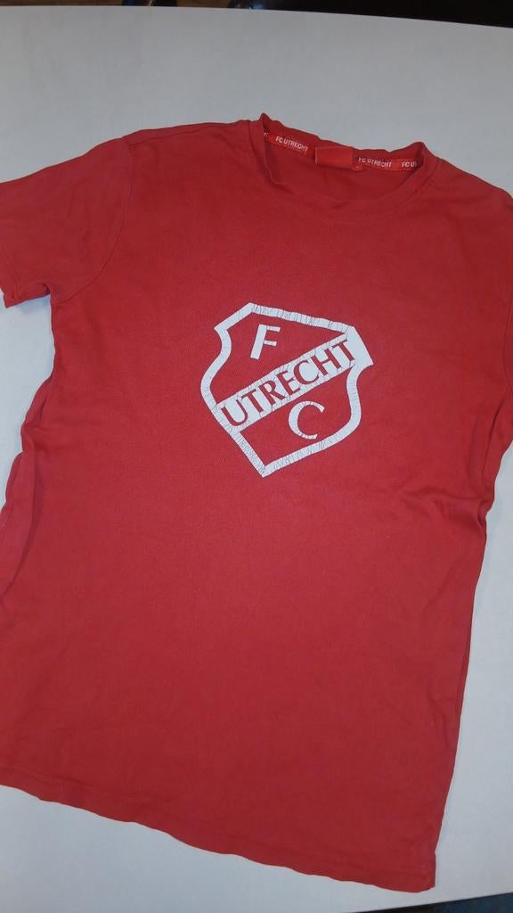 FC Utrecht tshirt, Ophalen