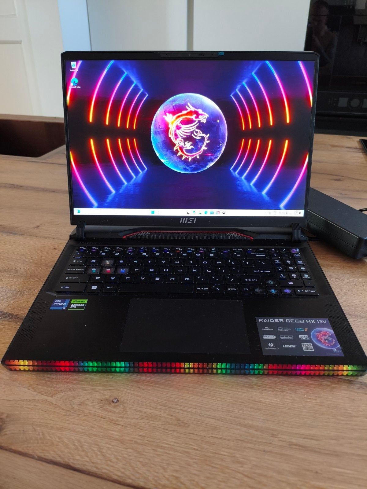 MSI Raider GE68HX 13V Gaming Laptop - i9-13980HX, RTX 4070, 2 tot 3 Ghz, Qwerty, Ophalen of Verzenden, Zo goed als nieuw