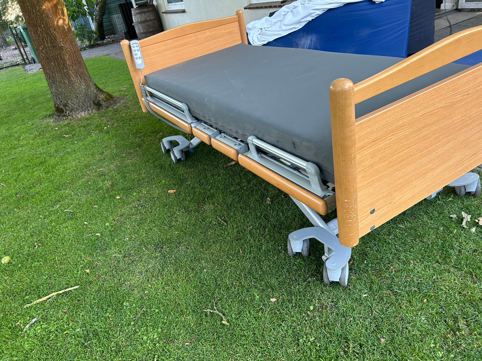 Hooglaag bed extra laag met matras 90x200, Ophalen, Gebruikt