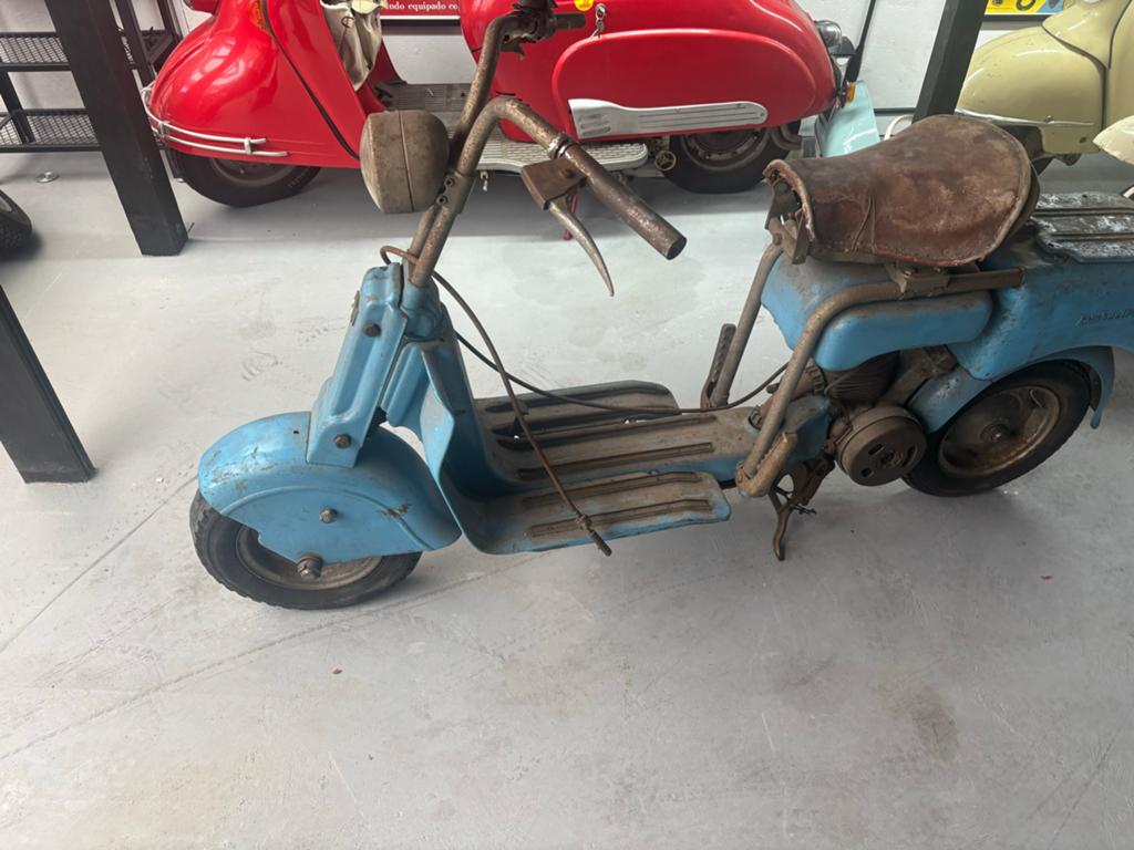 Zeldzame Lambretta b - nsu 3 ster, Fietsen en Brommers, Brommers | Oldtimers, Ophalen, Maximaal 45 km/u, Overige merken