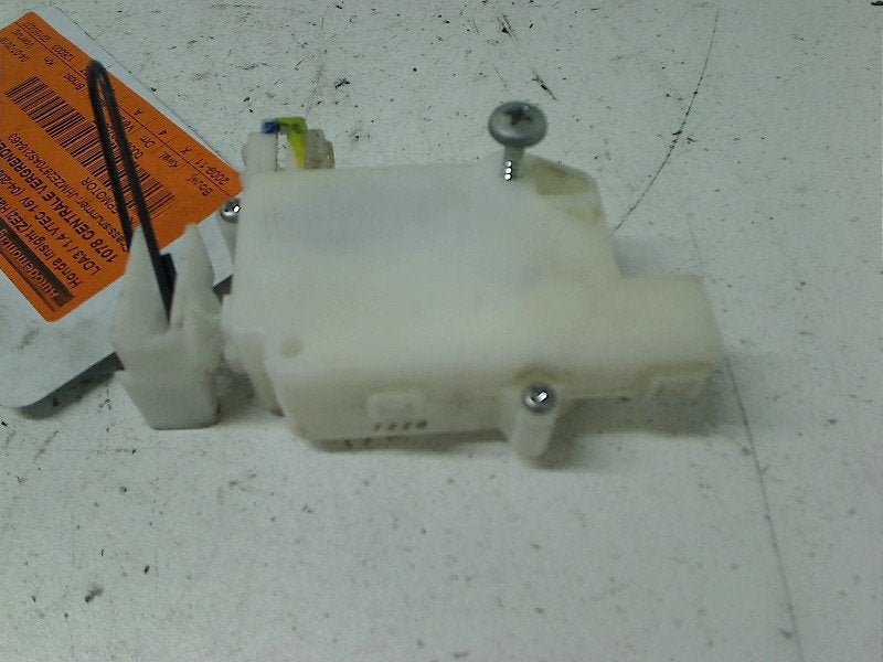 Centrale Vergrendeling Motor Honda Insight (ZE2) 2009, Honda, Gebruikt, Hanauer Landstraße  222-224, Frankfurt am Main 60314, , Duitsland