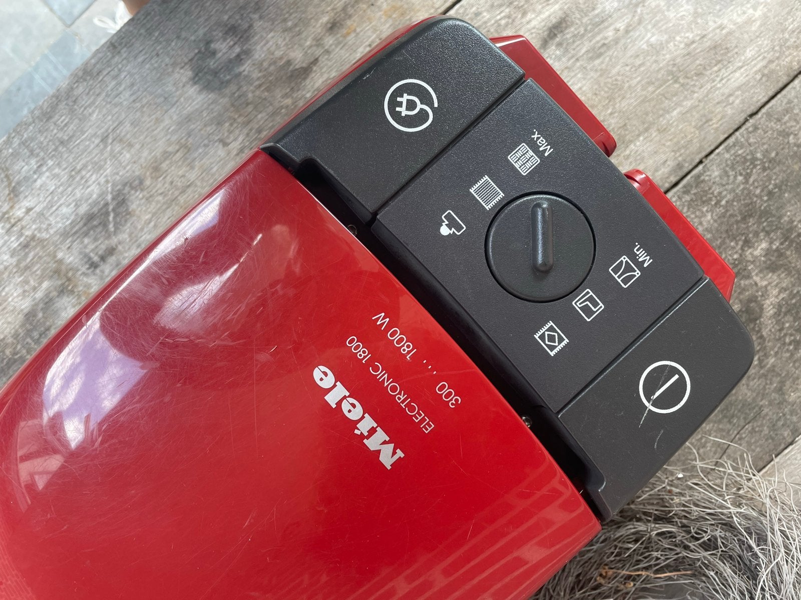 Miele Sledestofzuiger S380 Electronic 1800W - Rood, Inclusief accessoires, Gebruikt, 1600 tot 2000 watt, Miele
