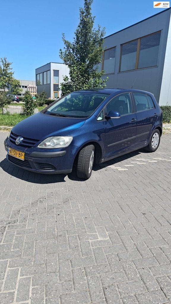 Volkswagen Golf Plus 1.6 FSI Comfortline Business, Auto's, Volkswagen, Gebruikt, 4 cilinders, Blauw, 116 pk