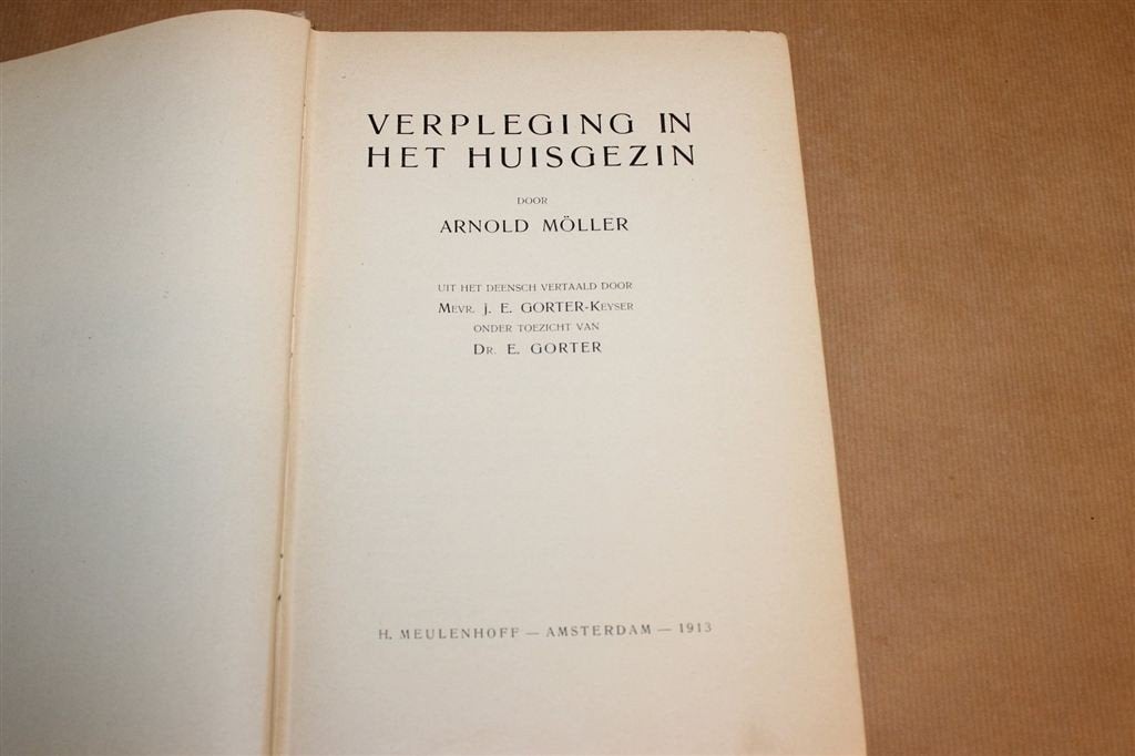 Verpleging in het Huisgezin — Medische Gids, Antiek 1913, Ophalen of Verzenden