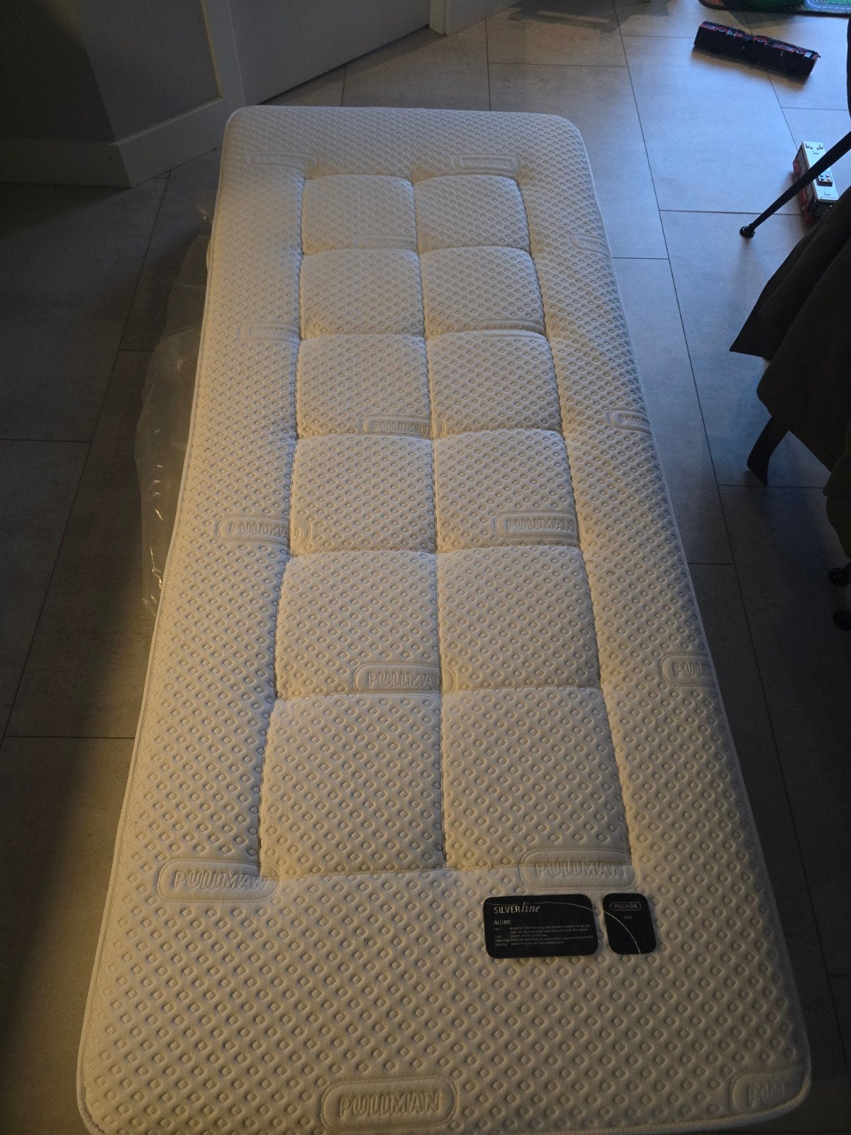 Pullman Silverline Allure Firm matras 90x210 cm, Ophalen, 90 cm, Eenpersoons, 210 cm