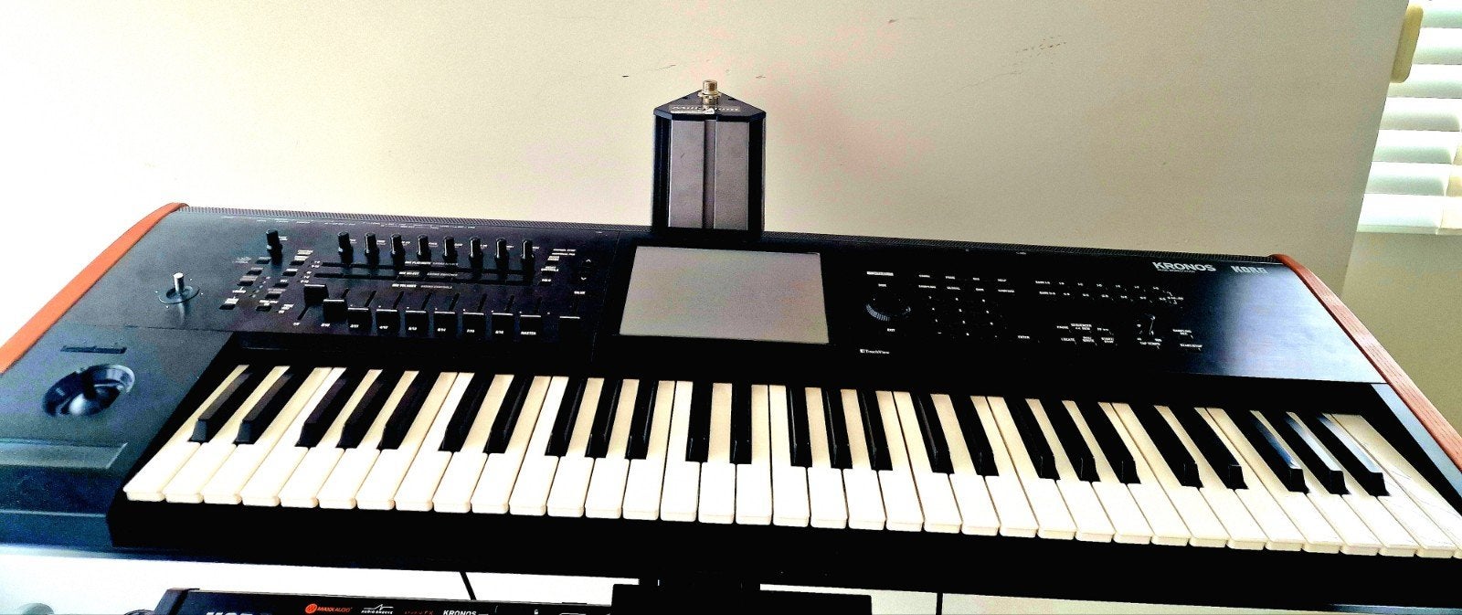 Korg Kronos 2 61 - Zo goed als nieuw met uitgebreide sets, Ophalen of Verzenden, Zo goed als nieuw, 61 toetsen, Korg