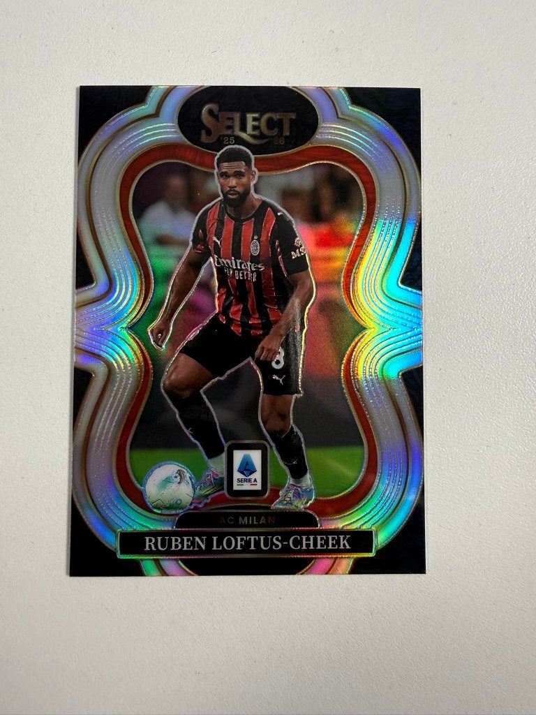 Ruben Loftus-Cheek Silver Mezzanine Select Serie A 2025-26, Ophalen of Verzenden, Nieuw, Buitenlandse clubs, Poster, Plaatje of Sticker