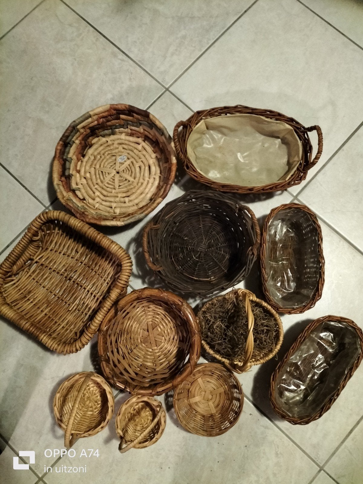 11 verschillende rieten mandjes - diverse maten, Ophalen of Verzenden