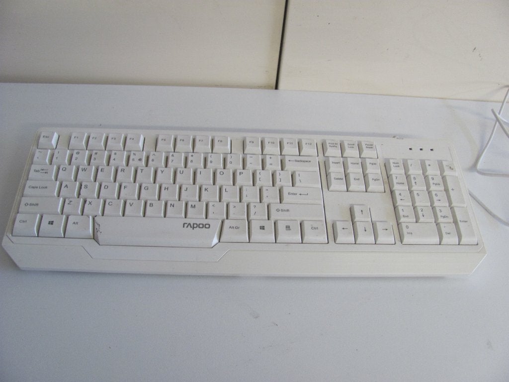 RAPOO toetsenbord qwerty bedraad met usb, Ophalen of Verzenden, Zo goed als nieuw, Qwerty, Rapoo