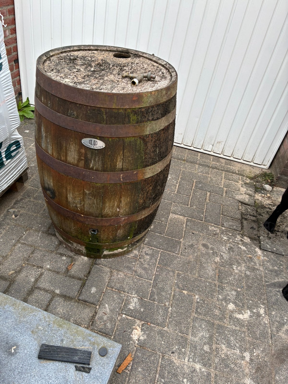 Whiskey regenton, 150 liter of meer, Ophalen, Zo goed als nieuw