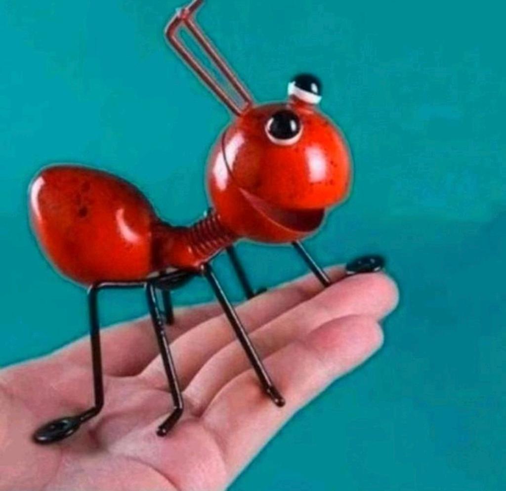Leuke metalen mier als decoratieve wanddecoratie., Tuin en Terras, Tuinwanddecoratie, Ophalen of Verzenden, Nieuw
