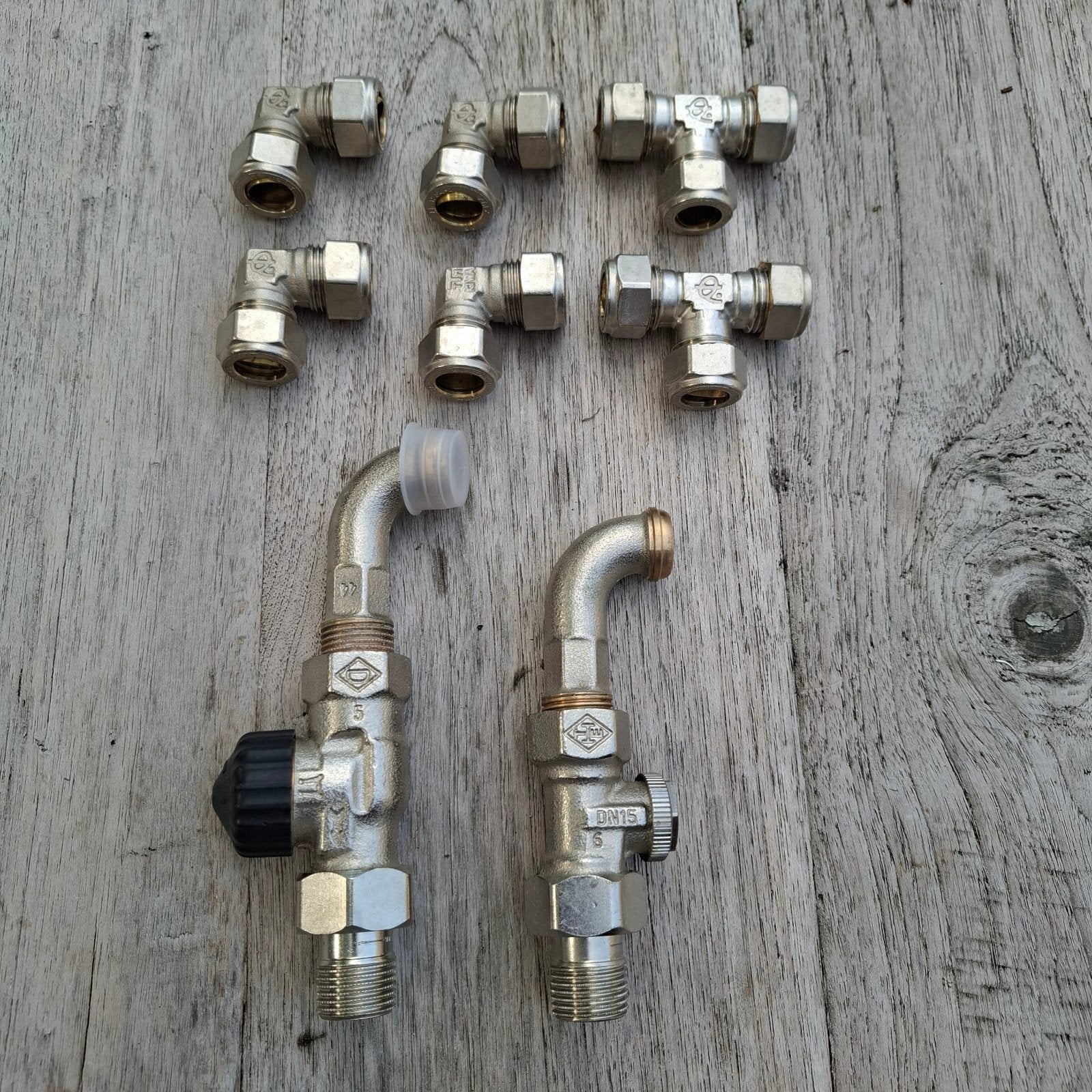 Diverse messing koppelingen en afsluiters, Ophalen of Verzenden, Gebruikt, Koper, Kraan