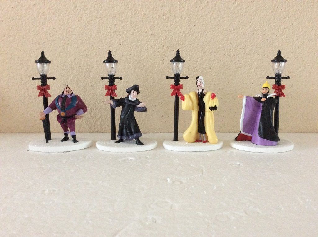 Disney Villains - beeldjes - kerstdorp, Verzamelen, Disney, Ophalen of Verzenden, Overige figuren, Zo goed als nieuw, Beeldje of Figuurtje
