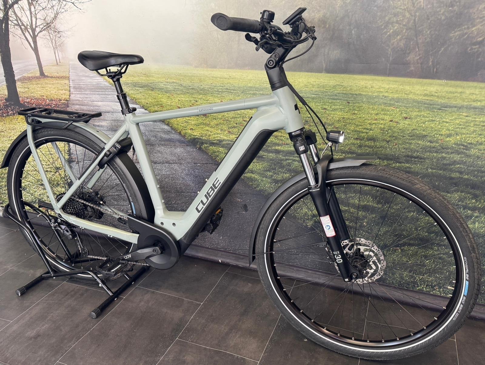 Cube Kathmandu | Elektrische fiets | Bosch CX Middenmotor, Fietsen en Brommers, Elektrische fietsen, Pending System GmbH & Co. KG