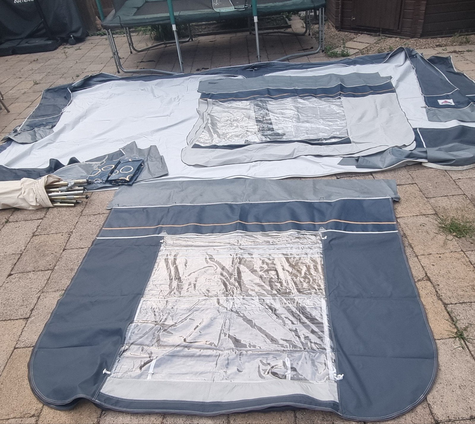 Dorema voortent maat 13 (950-975 cm) met stalen frame, Ophalen, Gebruikt