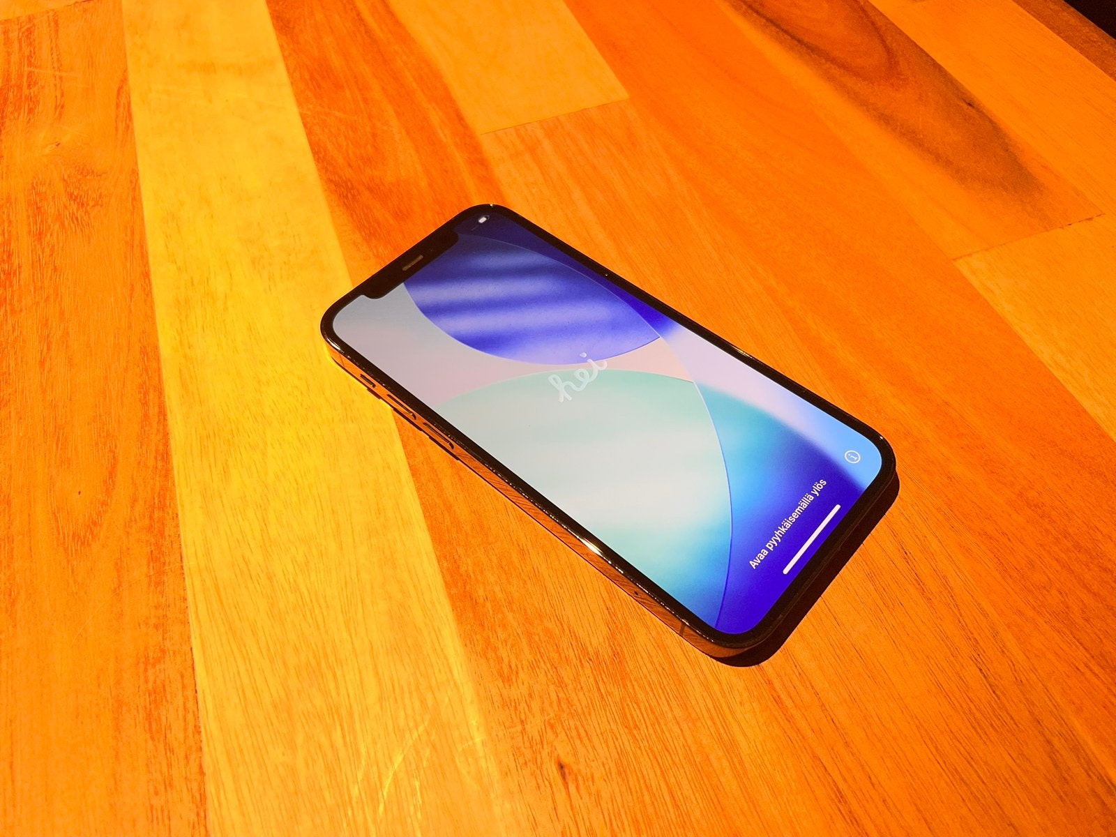 iPhone 12 Pro 256GB Graphite, Zwart, IPhone 12 Pro, Zo goed als nieuw, 76 %