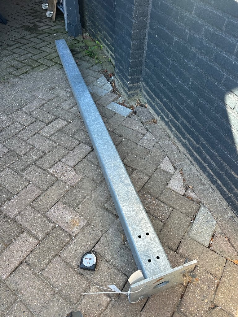 Paal voor stalen poort gegalvaniseerd, Tuin en Terras, Ophalen, Nieuw, IJzer, Sierhekwerk