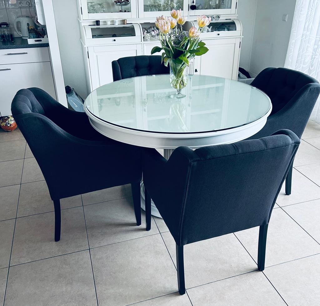 Complete set, ronde tafel met 4 kuipstoelen, Huis en Inrichting, Tafels | Eettafels, Ophalen of Verzenden, Rond, 100 tot 150 cm
