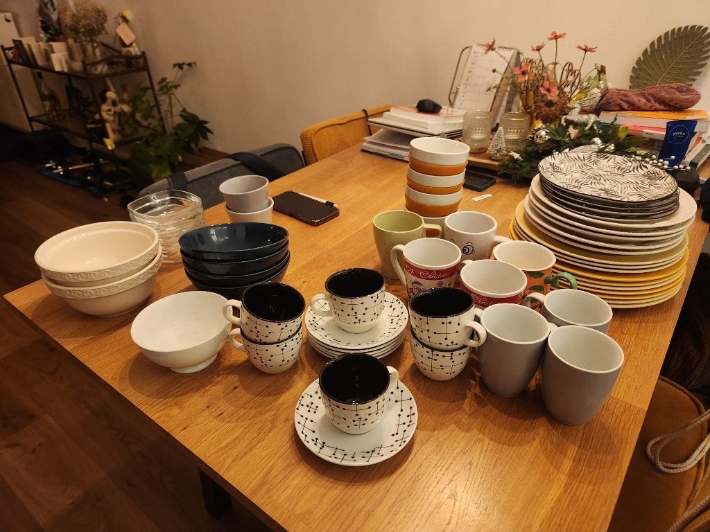 Gratis servies, Ophalen, Gebruikt, Overige stijlen, Compleet servies