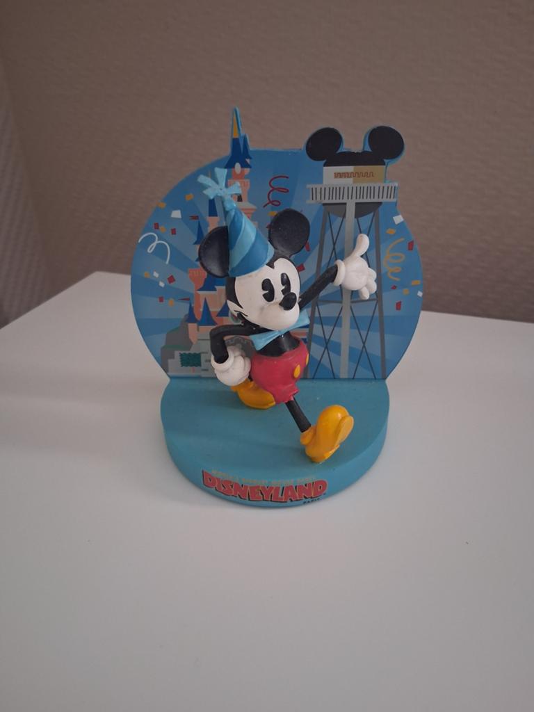 Mickey Mouse Disneyland Beeldje - Feestelijke Editie, Verzamelen, Disney, Ophalen, Mickey Mouse, Zo goed als nieuw, Beeldje of Figuurtje