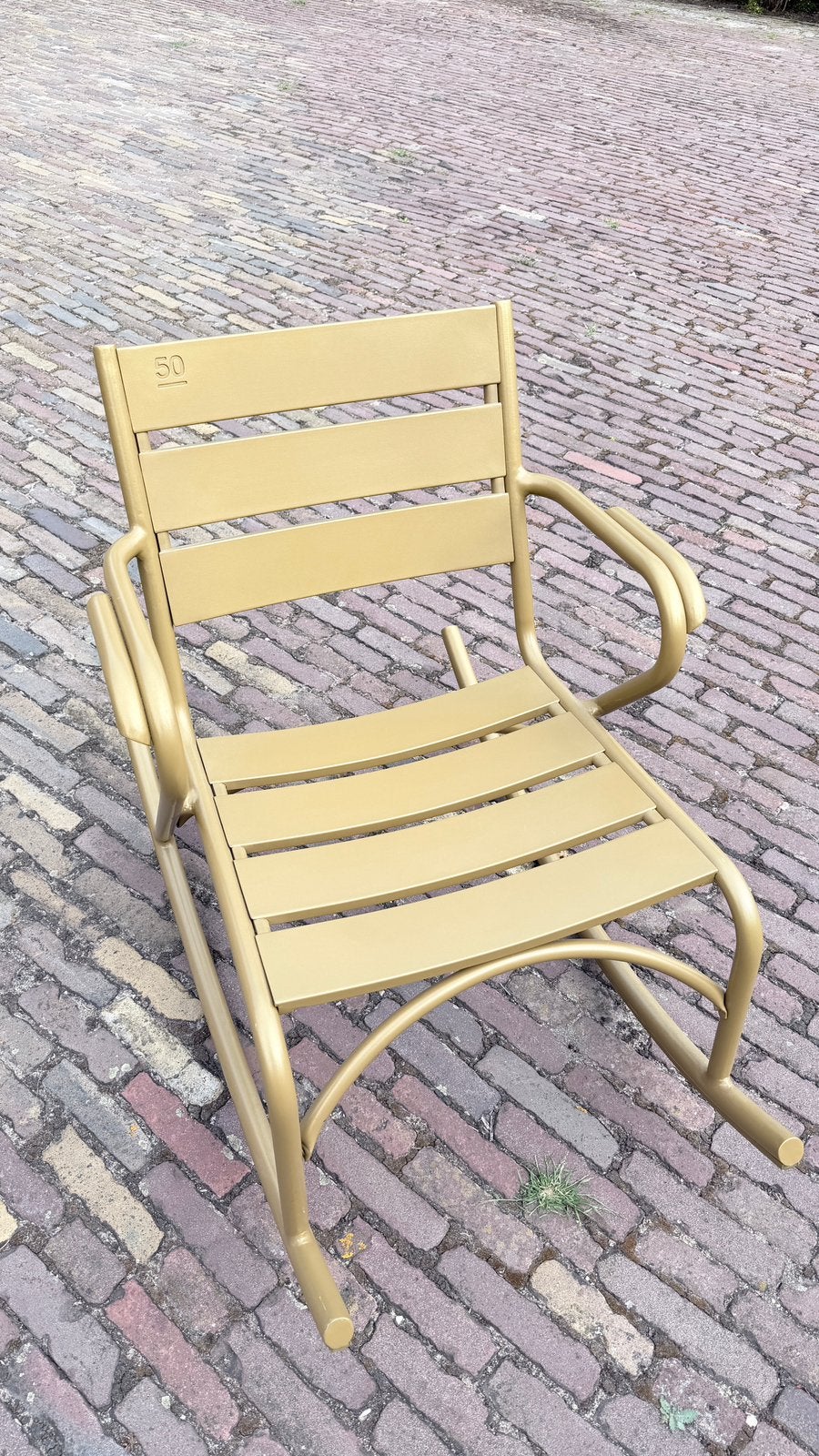 Satelliet Girola rocking chair., Tuin en Terras, Tuinstoelen, Ophalen of Verzenden, Zo goed als nieuw
