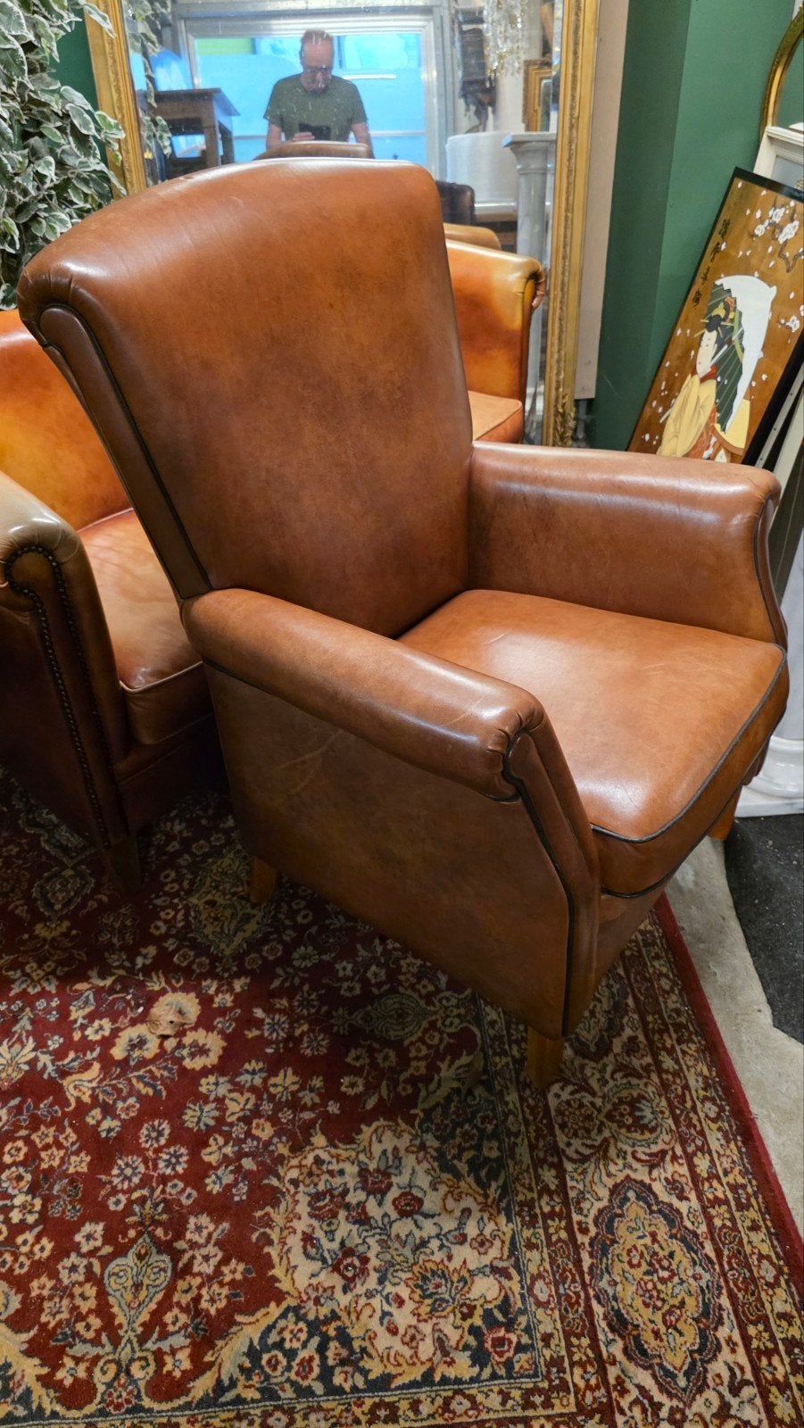 Zware rundlederen fauteuil, Antiek en Kunst, Ophalen