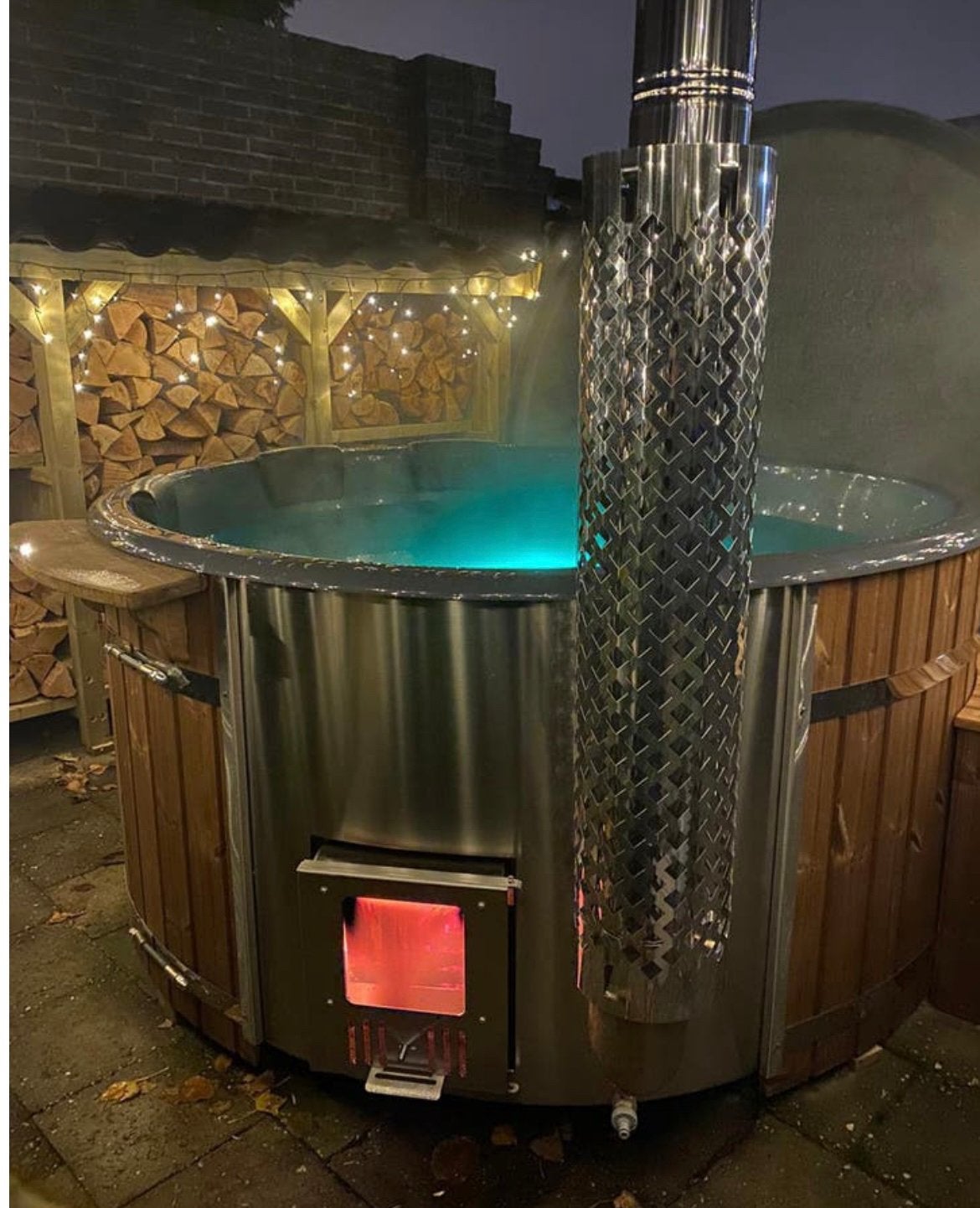 Hottub gebruikt - 2e hands - houtgestookt intern geintegeerd, Ophalen, Gebruikt, 7921AE, Fast Fair b.v.