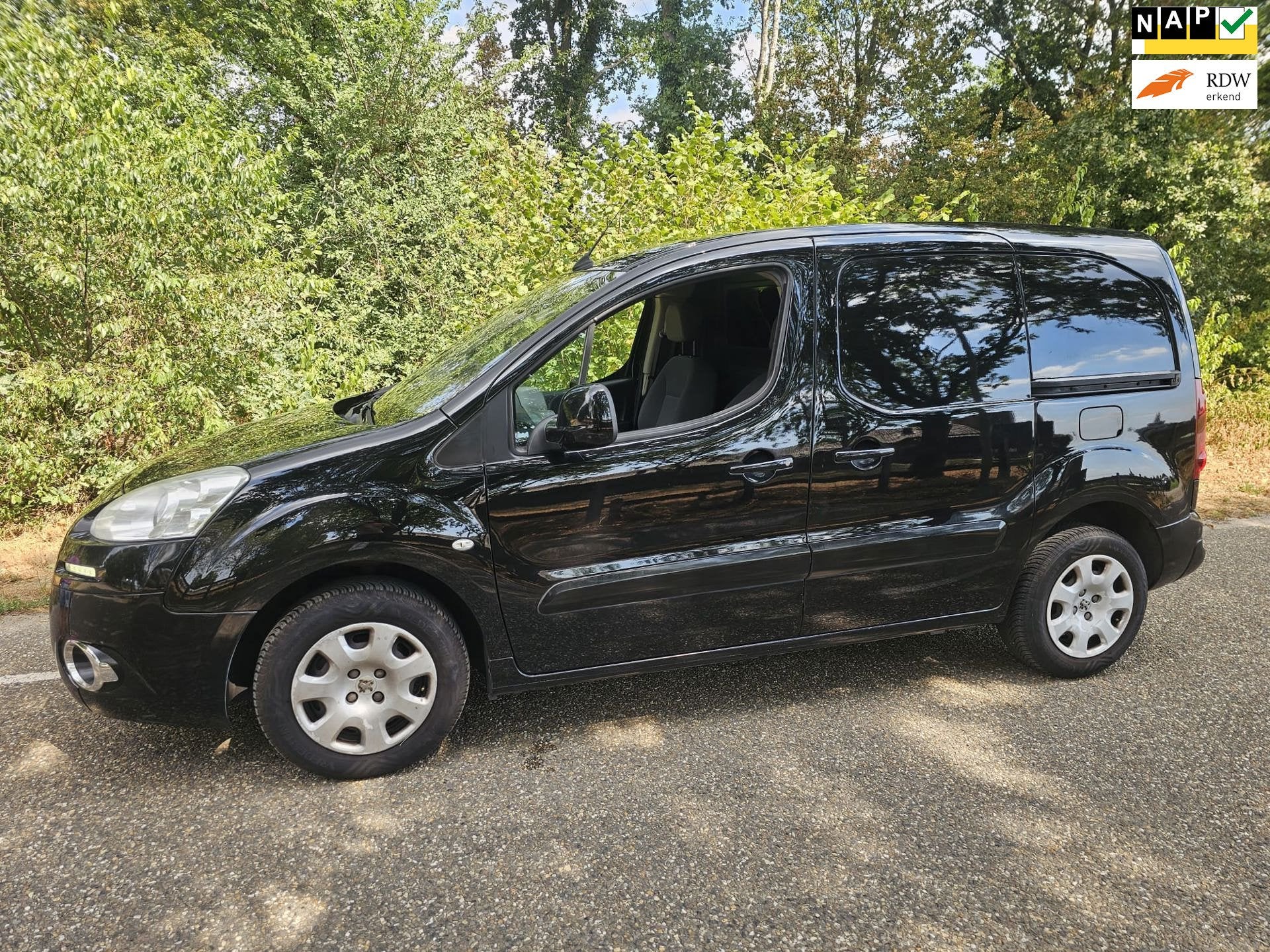 Peugeot Partner 120 1.6 e-HDI L1 Navteq, Euro 5, Gebruikt, 4 cilinders, Parkeersensor