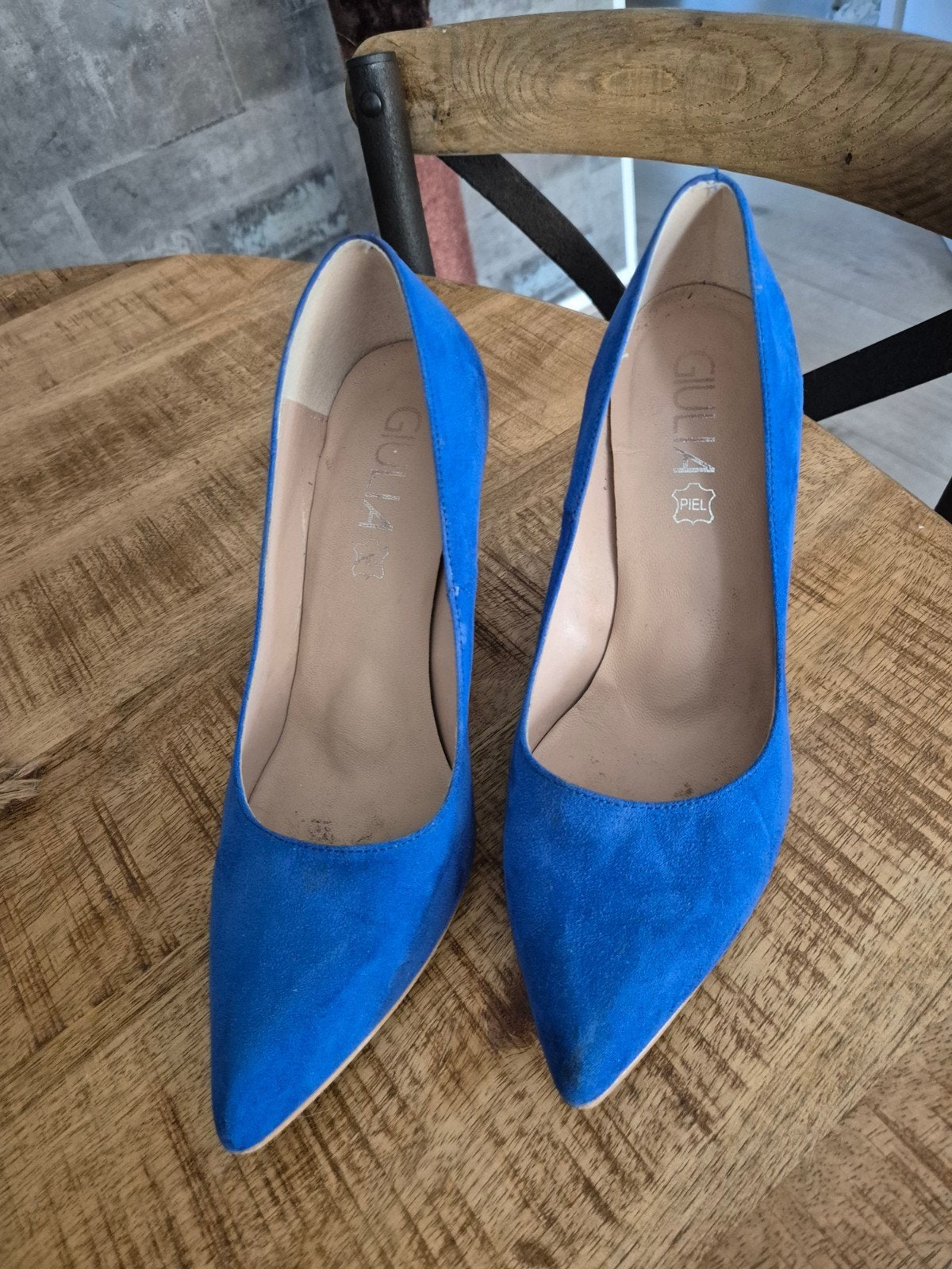 suede blauwe pumps mt 38, Kleding | Dames, Ophalen, Pumps, Blauw, Gedragen