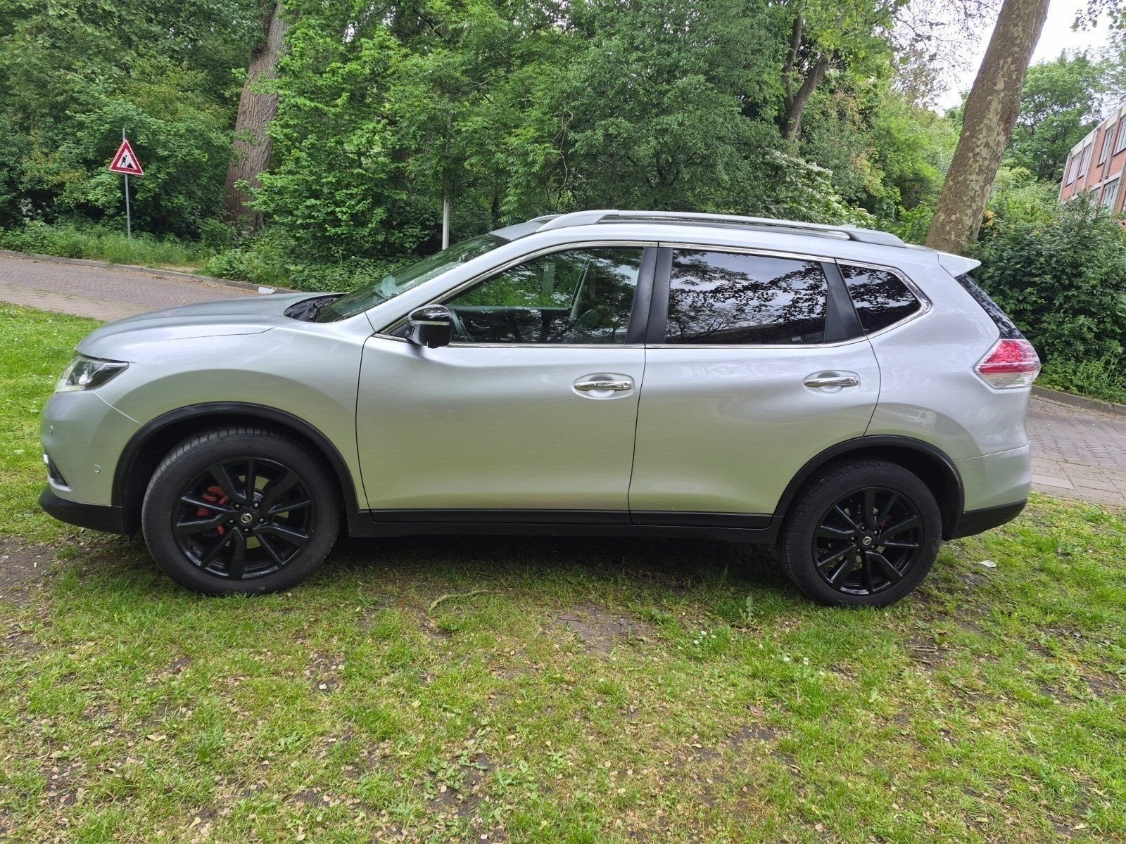 Nissan X-Trail 1.6 Dig-t 163pk 7pl. 2017 Grijs, Auto's, Voorwielaandrijving, 1618 cc, 1800 kg, 4 cilinders