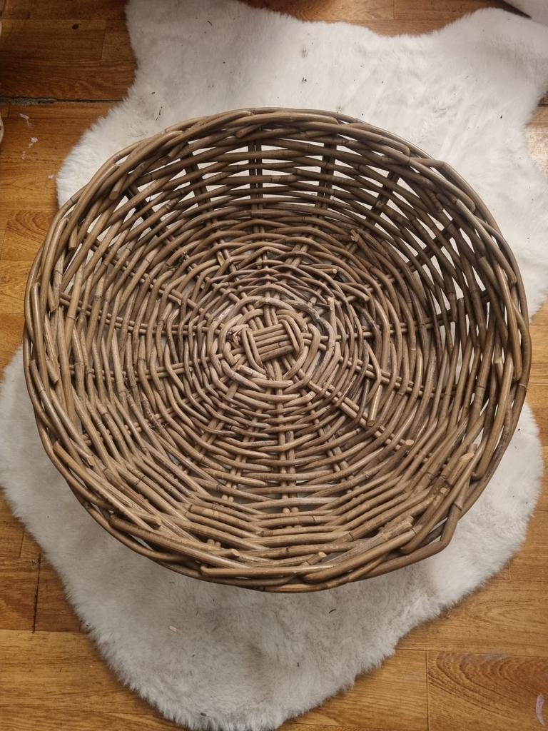 Te koop rieten dienblad, Ophalen, Zo goed als nieuw, Rond, Overige materialen
